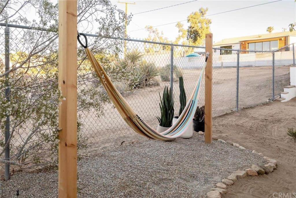 Joshua Tree - Le Tout Petit W Hot Tub Luaran gambar
